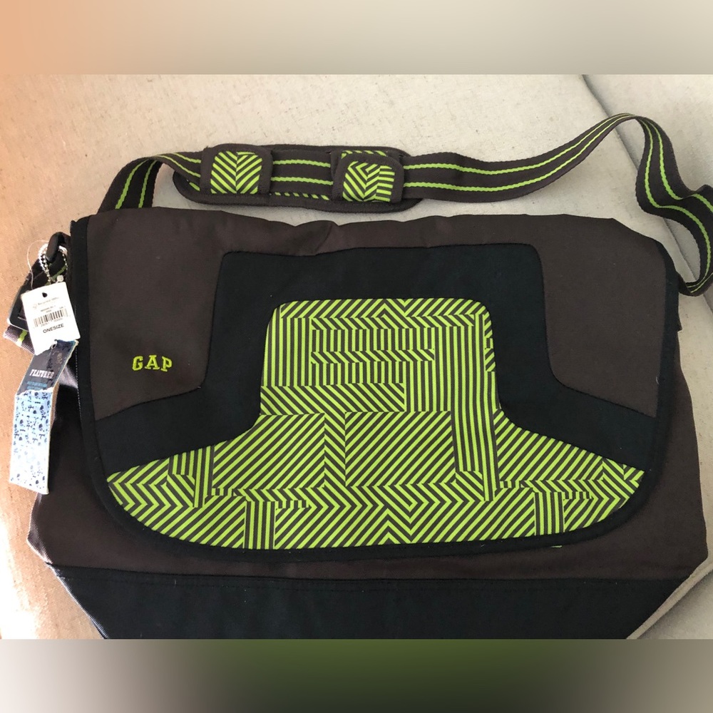 New Gap Canvas Messenger Bag